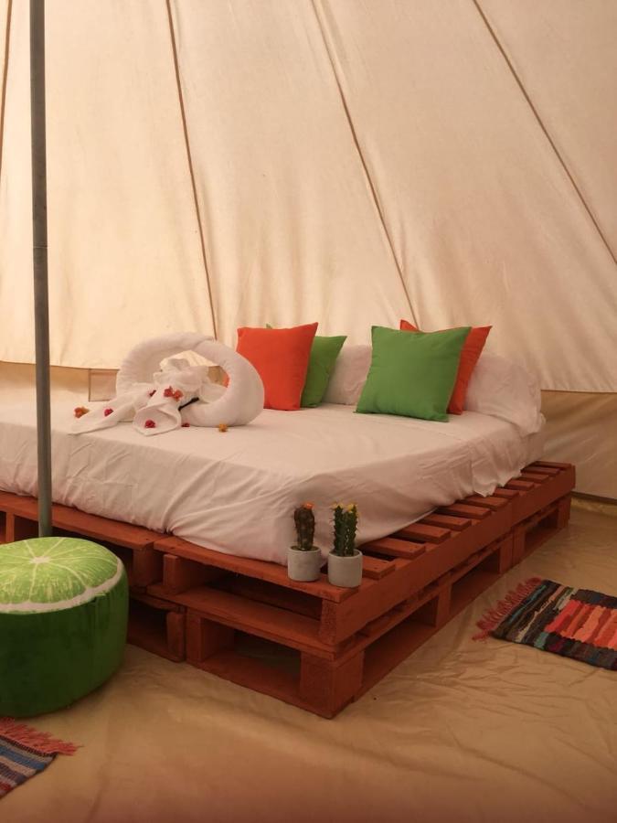 Glamping Due Amici Hotel Palomino Buitenkant foto