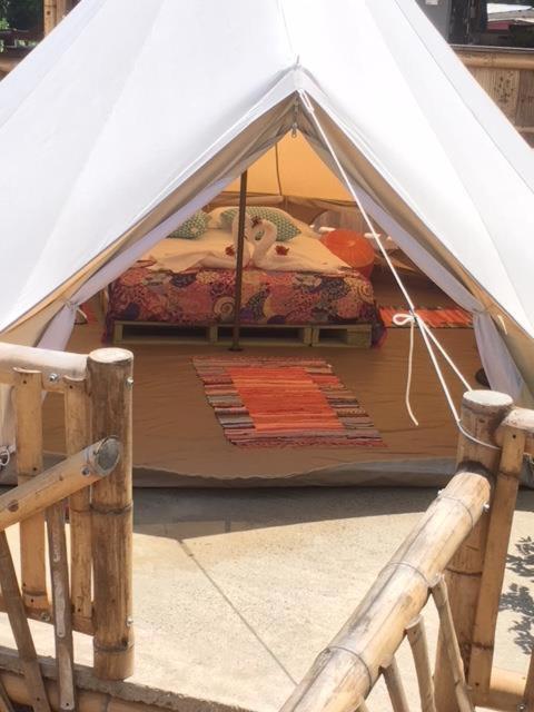 Glamping Due Amici Hotel Palomino Buitenkant foto